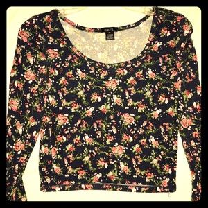 Juniors Floral Long Sleeve Crop Top